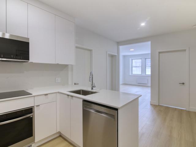 Apartment for rent in St. Leonard's, Quebec