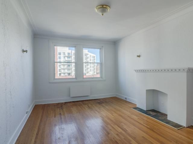 Apartment for rent in Côte-des-Neiges–Notre-Dame-de-Grâce, Montréal