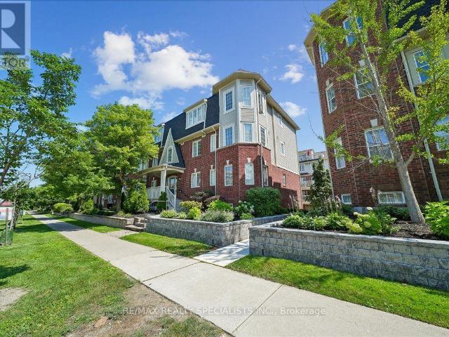 Apartment for rent in Strathcona, British Columbia