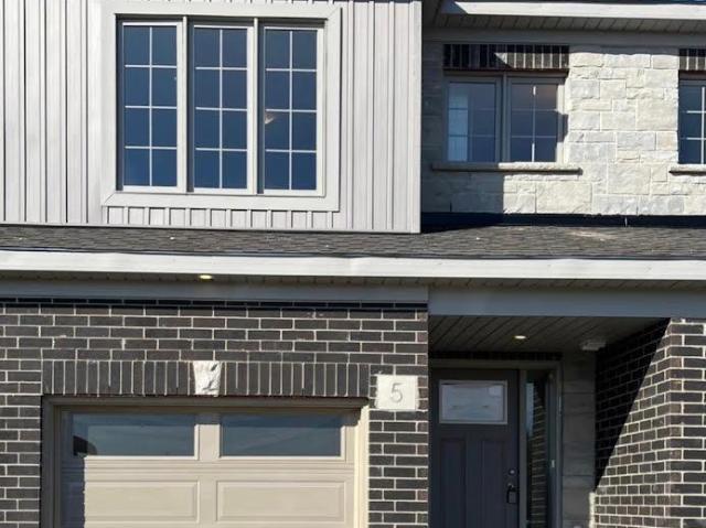 Apartment for rent in North Dumfries, Ontario