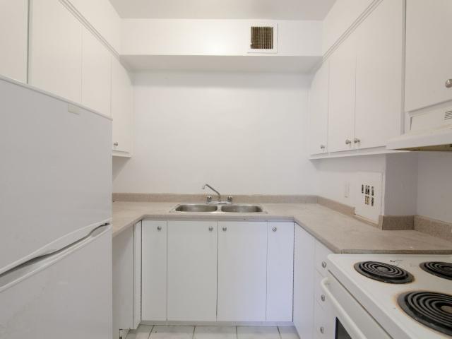 Apartment for rent in St. Leonard's, Quebec