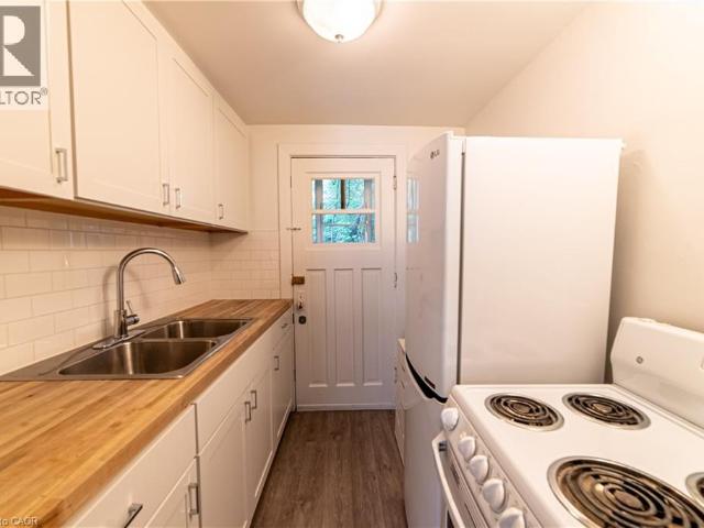 Apartment for rent in Ancaster, Ontario