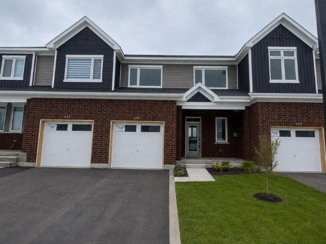 Apartment for rent in Mulhurst Bay, Ontario