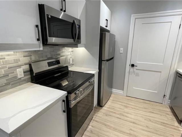 Apartment for rent in Welland, Golden Horseshoe