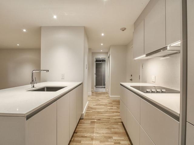 Apartment for rent in Saint-lambert, Quebec