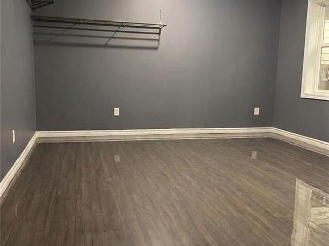 Apartment for rent in Ancaster, Ontario