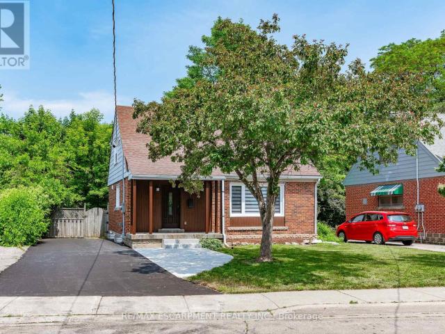 House for rent in Burlington, Golden Horseshoe