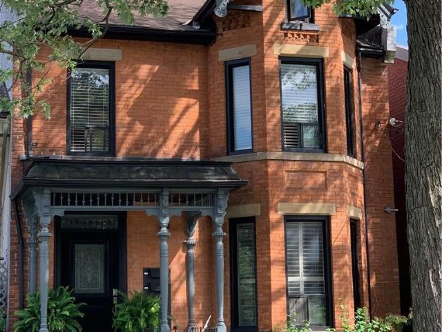 Apartment for rent in Ancaster, Ontario