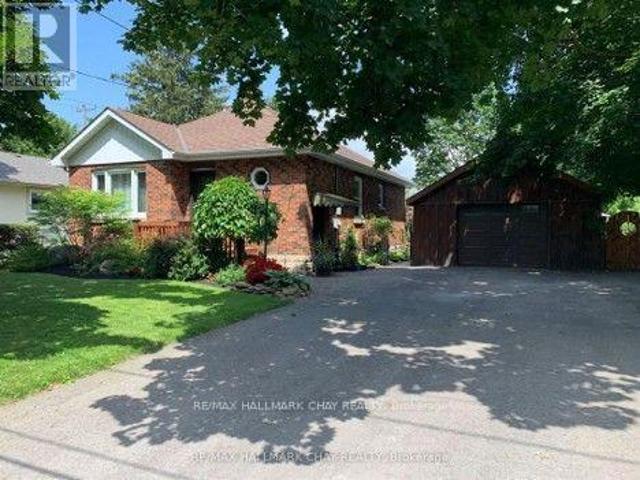 House for rent in New Tecumseth, Ontario