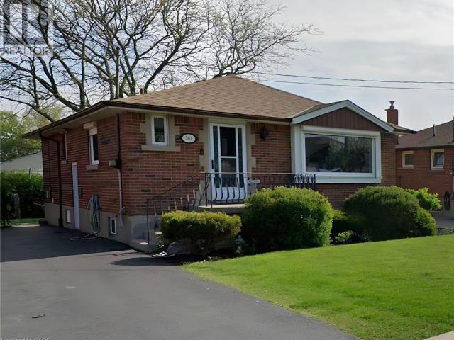 Apartment for rent in Ancaster, Ontario