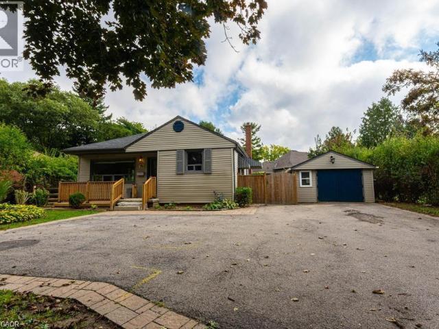 House for rent in Ancaster, Ontario