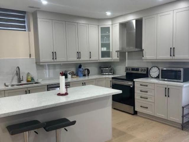 Apartment for rent in Georgina, Ontario