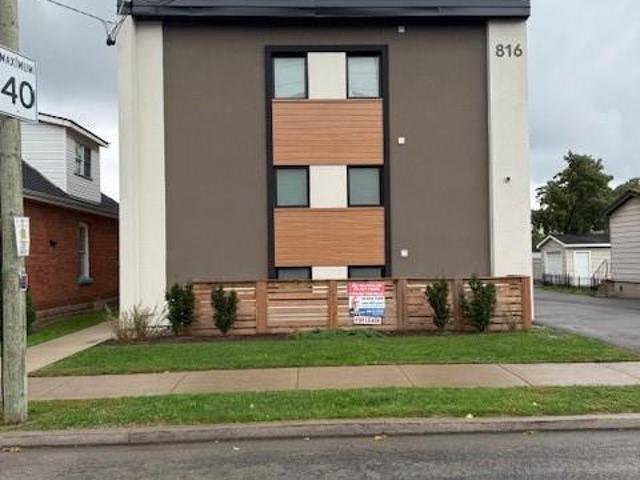 Apartment for rent in Ancaster, Ontario