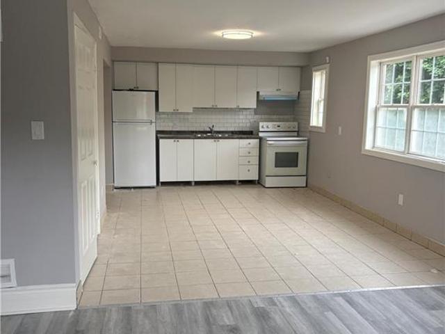 Apartment for rent in Ancaster, Ontario