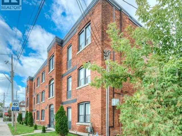 Apartment for rent in Ancaster, Ontario