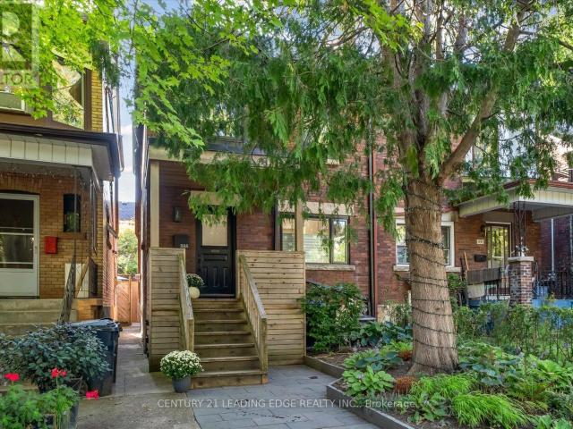 House for rent in University—Rosedale, Toronto