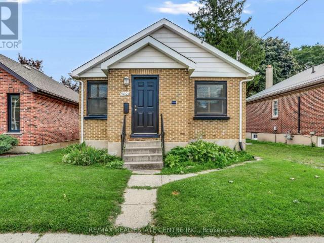 Apartment for rent in London, Southwestern Ontario