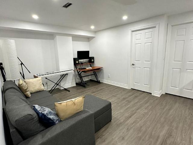Apartment for rent in York, Ontario