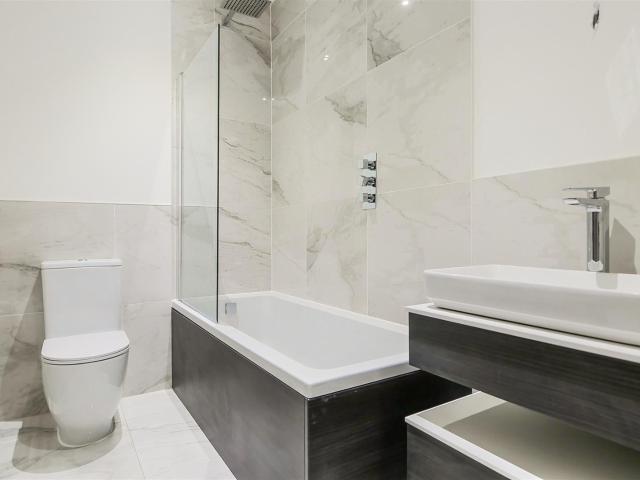 Flat for rent in Chichester, Littlecote