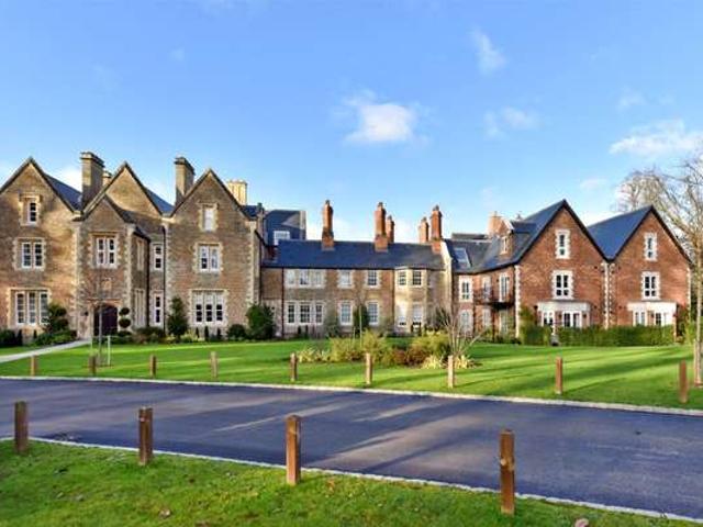 Flat for rent in Dromore, Oxfordshire
