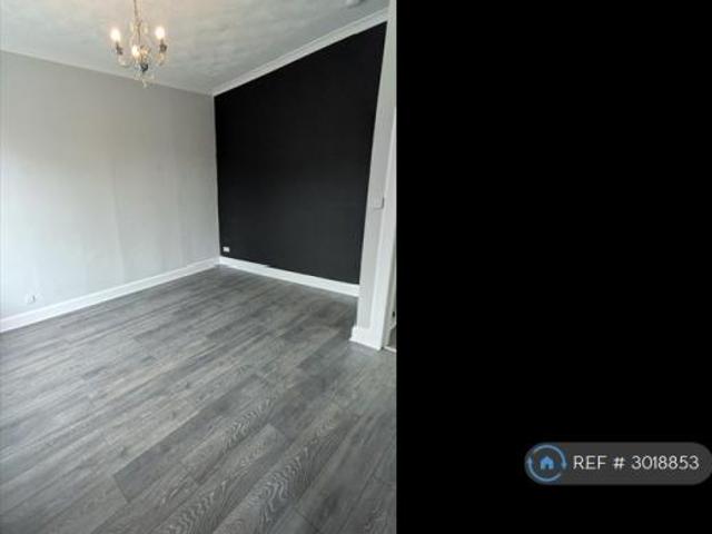 Flat for rent in Bonhill, Scotland
