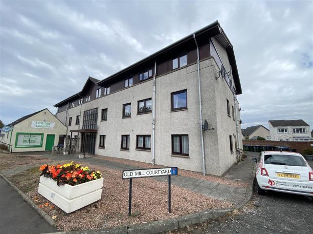 Flat for rent in Bridge of Earn, Perth and Kinross