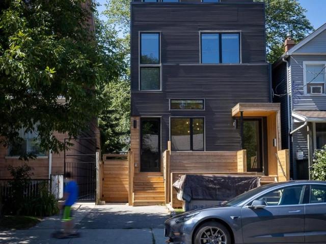 Apartment for rent in Woburn, Ontario