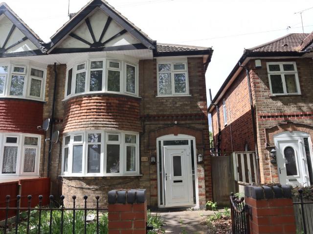 Flat for rent in Mowmacre Hill, Old Wharf