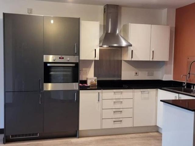 Flat for rent in Roding Riverside, Greater London
