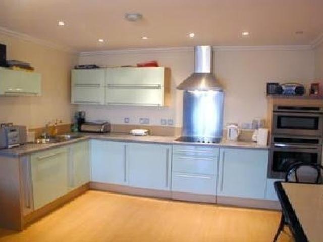 Flat for rent in Roding Riverside, Greater London