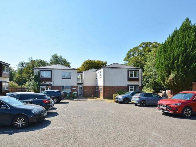 Flat for rent in Long Crendon