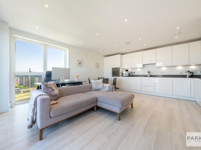 Apartment for rent in Alperton, Greater London