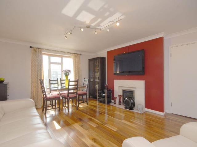 Flat for rent in Islington, Canonbury