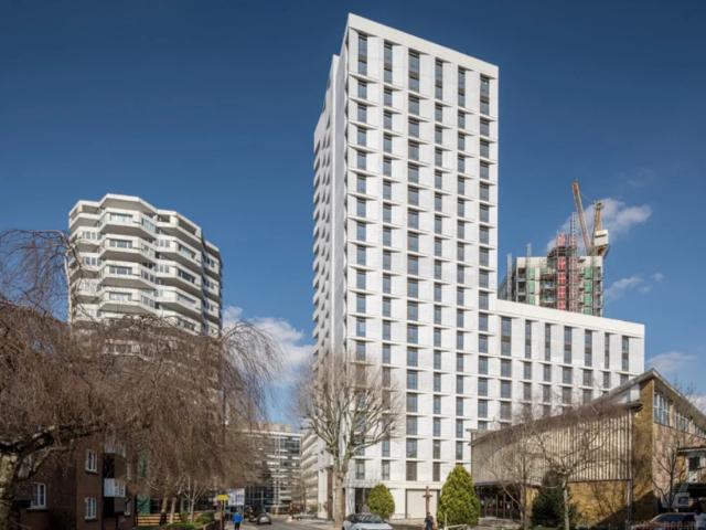 Flat for rent in London Borough of Croydon, Greater London