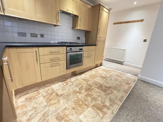 Flat for rent in Overslade, New Bilton