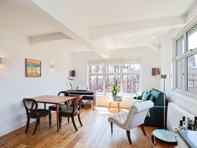 Flat for rent in Stepney, Greater London