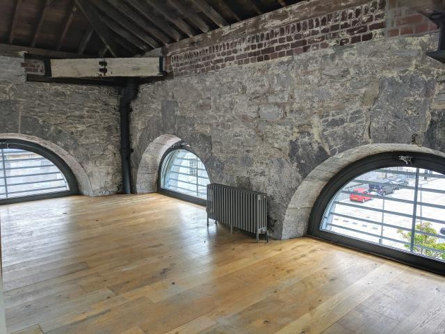 Flat for rent in Mount Wise