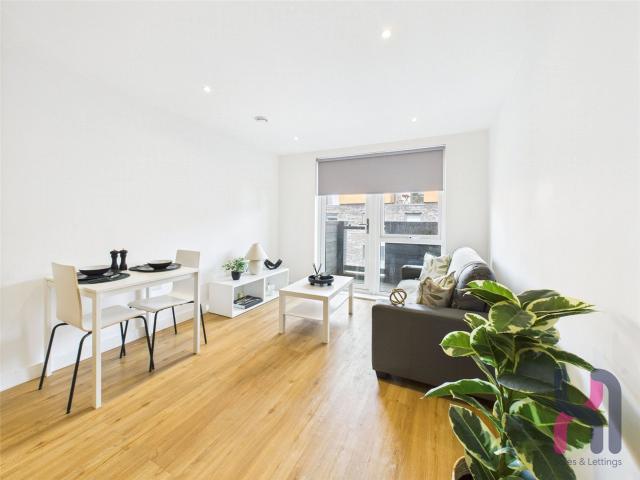 Flat for rent in Georgia, Greater Manchester