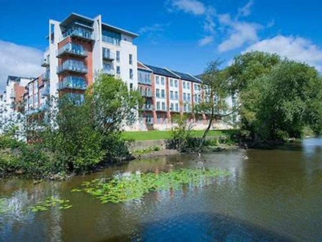Flat for rent in Foss Islands, High Field