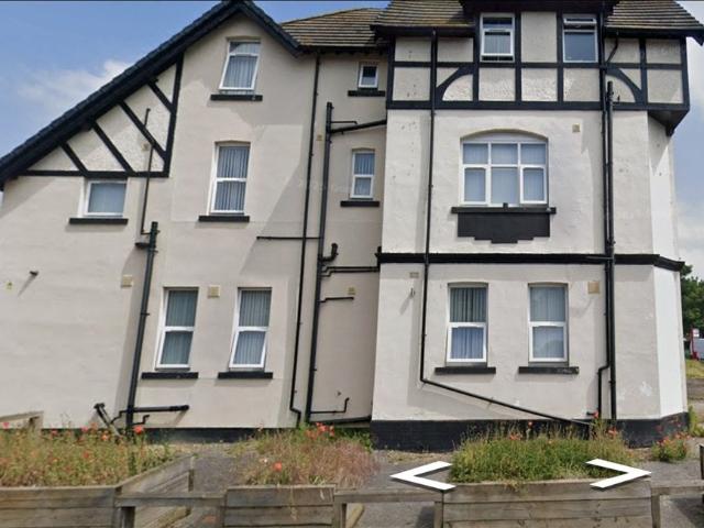 Flat for rent in Agbrigg, Heath