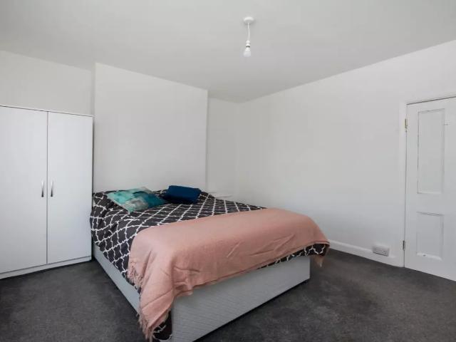 Flat for rent in North Woolwich, Greater London