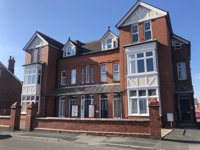 Flat for rent in Telford