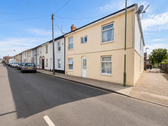 Flat for rent in Forton, Middlecroft