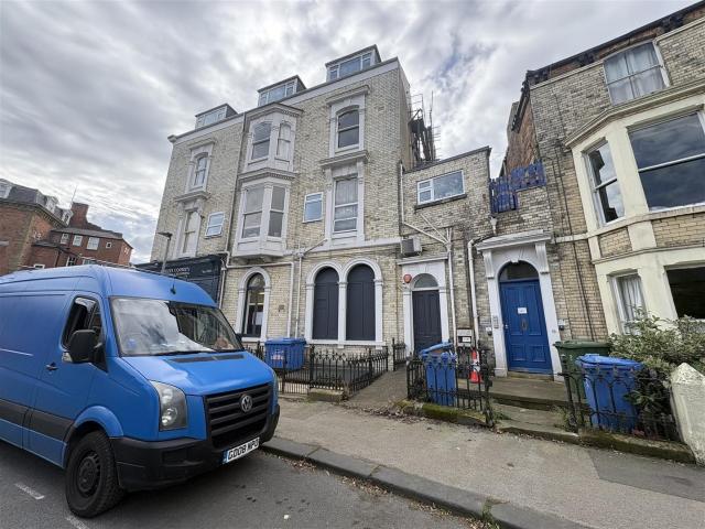 Flat for rent in South Cliff, Kepwick