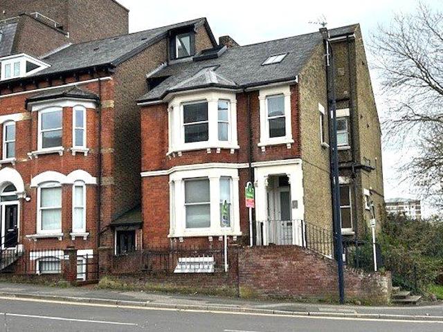 Flat for rent in Hammersmith, Greater London