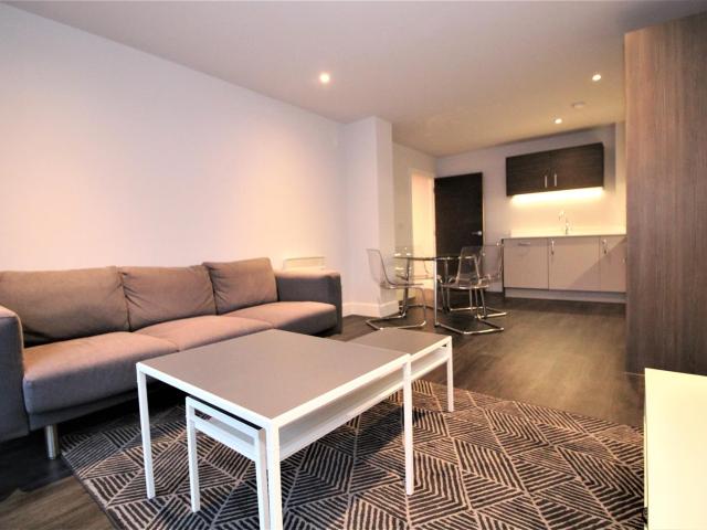 Flat for rent in Highfields, Old Wharf