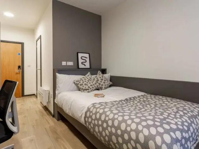 Room for rent in Black Friars, Old Wharf