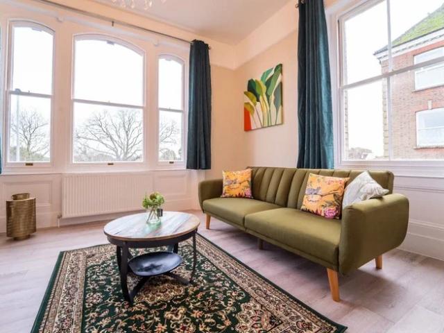 Flat for rent in Southtown, Stokesby