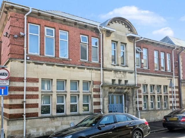 Flat for rent in Pillgwenlly, Newport