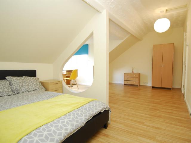 House for rent in Lipson Vale, Mount Wise